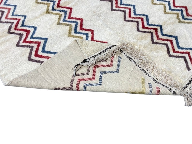 thigh-c_white_cream_blue_red_olive_green_khalida-soumaya_-8.jpg