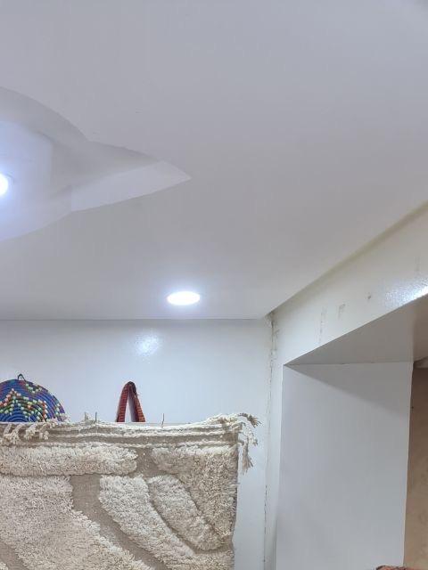 kamran_white_cream1_3.jpg
